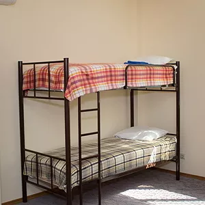 Кровати двухъярусные,  односпальные для хостелов,  гостиниц,  рабочих