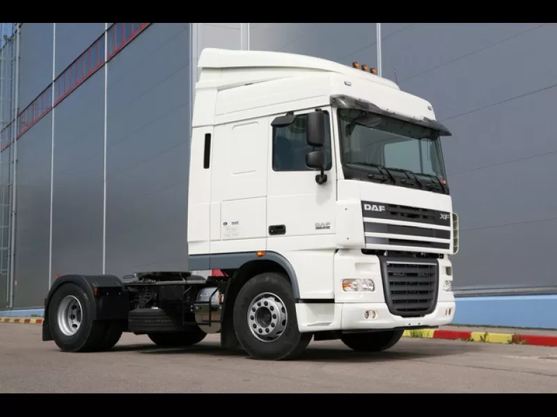 Седельный тягач DAF FT XF105.460 Space Cab 2011г. 